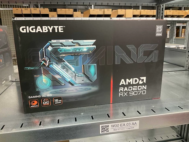 Amd radeon rx9070 videokaart - afbeelding 1 van  4