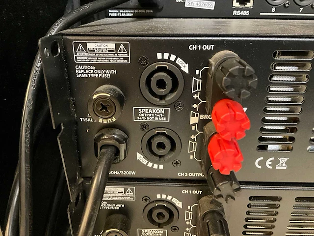 American audio - lxt 2500 - rek met versterkers en digital equalizer (3x) - afbeelding 4 van  12