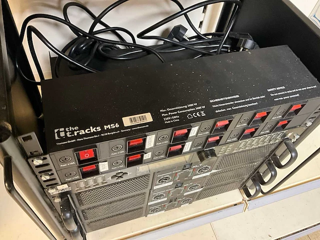 American audio - lxt 2500 - rek met versterkers en digital equalizer (3x) - afbeelding 11 van  12