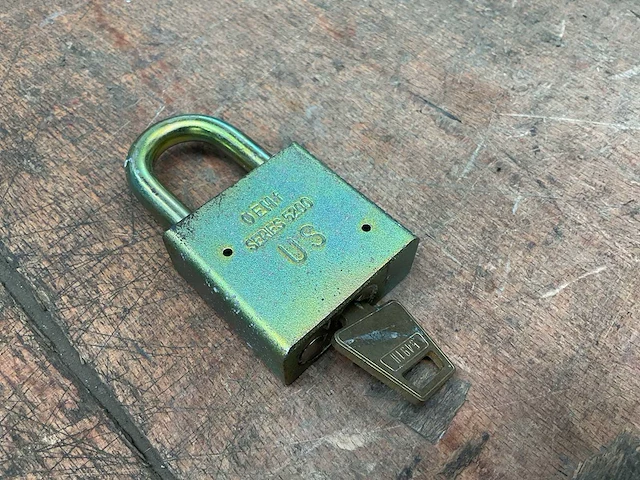 American lock hangslot - afbeelding 1 van  4