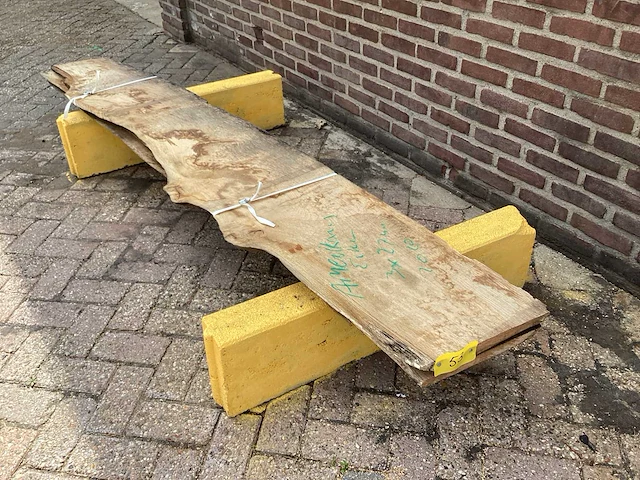 Amerikaans eiken - 2020 gezaagd 100 x 460 x 2420 mm - schaaldeel (3x) - afbeelding 1 van  6