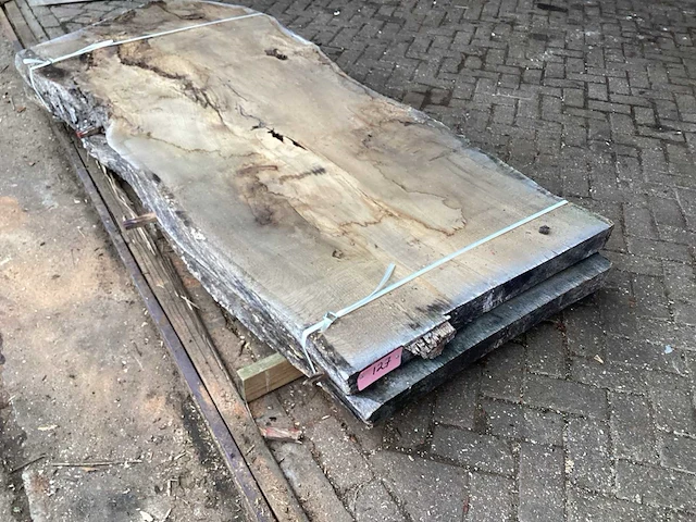 Amerikaans eiken 2600x1300x200 mm schaaldeel (2x) - afbeelding 1 van  7