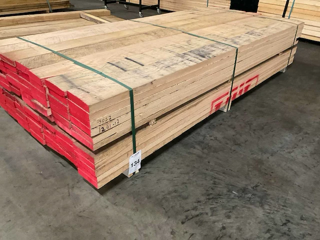 Amerikaans eiken planken 26x130 mm (77x) - afbeelding 1 van  5