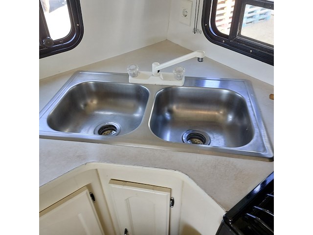 Amerikaanse caravan, k-z. inc. (usa), 3102 pl, 2003 - afbeelding 35 van  65