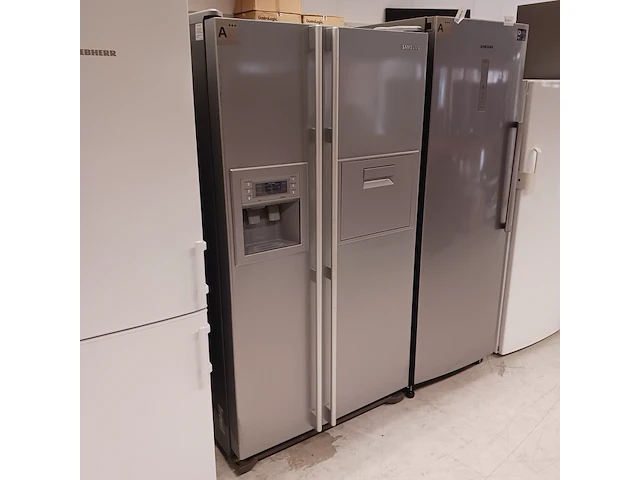 Amerikaanse koelkast no frost, samsung, rs23fpsm, grijs / chroom - afbeelding 10 van  17