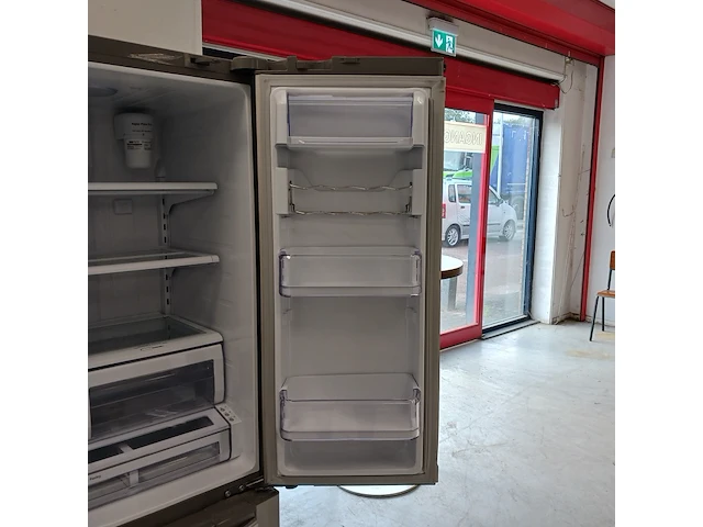 Amerikaanse koelkast, samsung, rfg23uers - nofrost a+++, grijs / chroom - afbeelding 14 van  20
