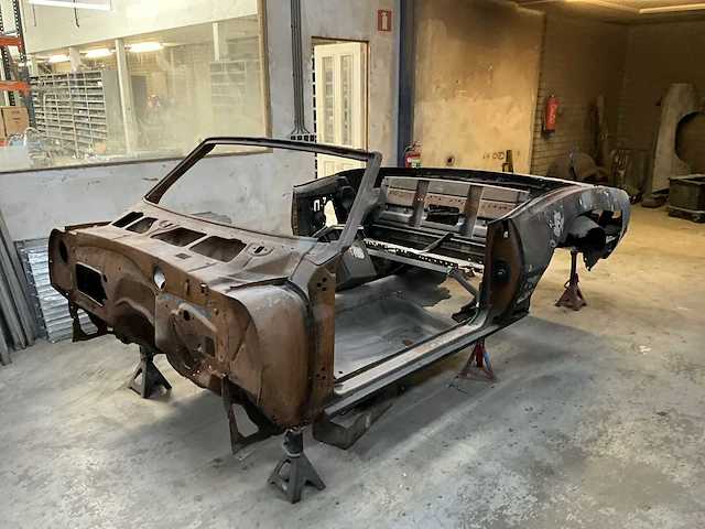Amerikaanse oldtimer carrosserie (2x) - afbeelding 10 van  12