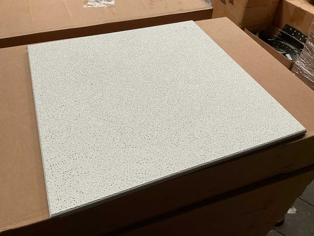 Amf systeemplafond tegels (380x) - afbeelding 1 van  4
