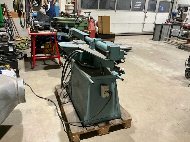 Amga 303 buisbuigmachine - afbeelding 11 van  14