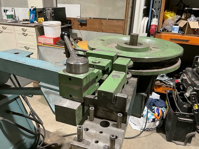 Amga 303 buisbuigmachine - afbeelding 11 van  14