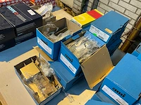 Ami deurbeslag - afbeelding 1 van  8