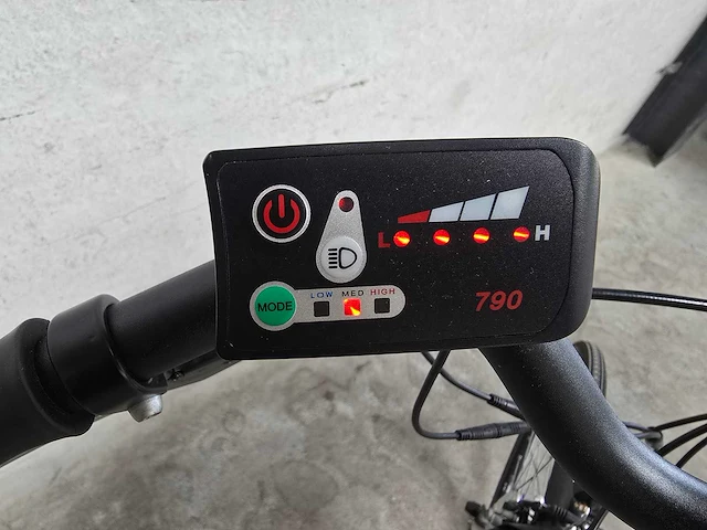 Amigo - e-active - elektrische fiets 0094 - afbeelding 8 van  8