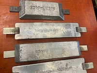 Ampak 4 x13 kg. 1 x 10 kg zink anodes (5x) - afbeelding 3 van  5