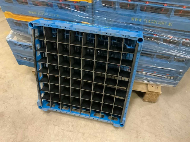 Ampco flaslight rental waskorf (50x) - afbeelding 1 van  2