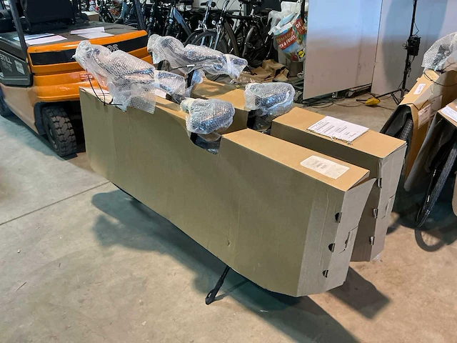 Amslod - hamilton f-mv - “b-keus” elektrische damesfiets 54cm (2x) - afbeelding 8 van  8