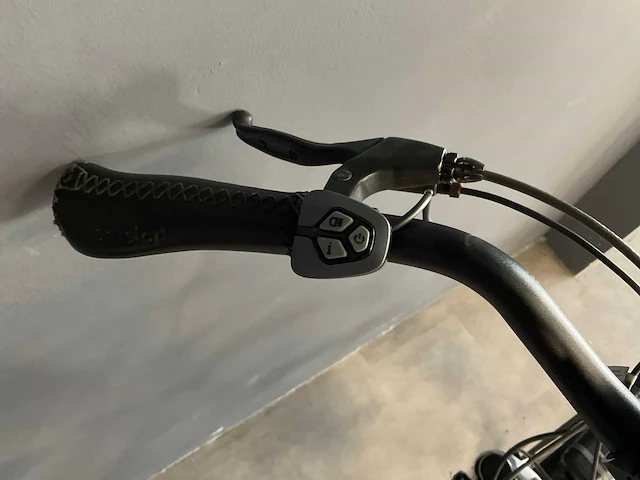 Amslod aston mrx elektrische damesfiets 49cm - afbeelding 2 van  15