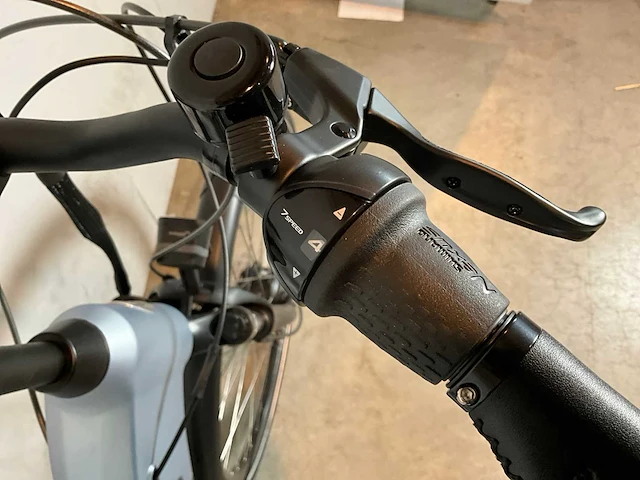 Amslod carlton f-sv-540 elektrische damesfiets 49cm - afbeelding 7 van  10