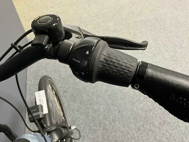 Amslod carlton f-sv elektrische damesfiets - 47cm - afbeelding 7 van  10
