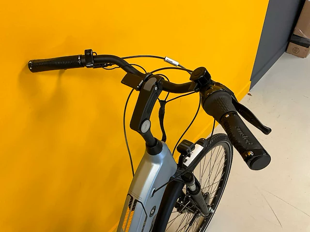 Amslod carlton f-sv elektrische damesfiets 49cm - afbeelding 6 van  10