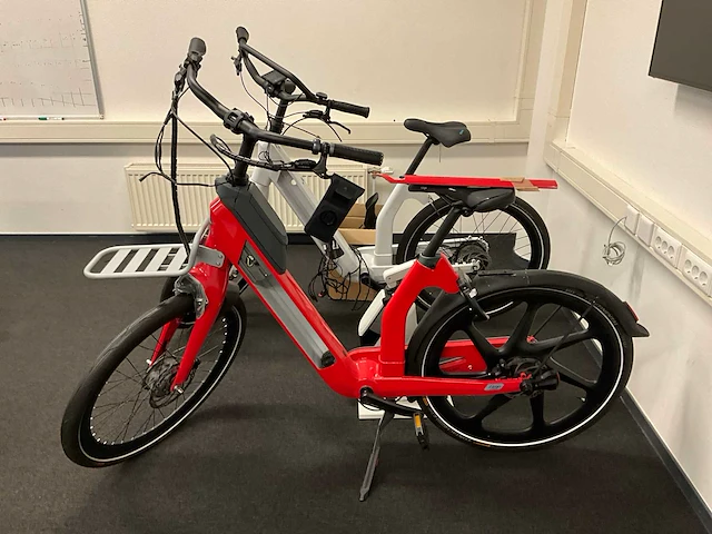 Amslod elektrische fiets demomodel (2x) - afbeelding 2 van  6
