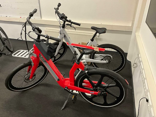 Amslod elektrische fiets demomodel (2x) - afbeelding 4 van  6