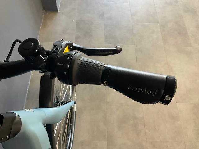 Amslod kent- e-ld elektrische damesfiets 57cm - afbeelding 8 van  11