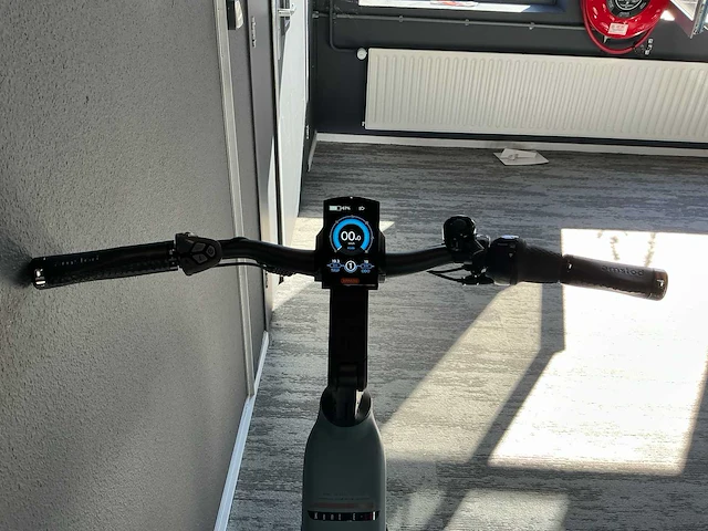 Amslod kent e-ld elektrische fiets - afbeelding 8 van  11