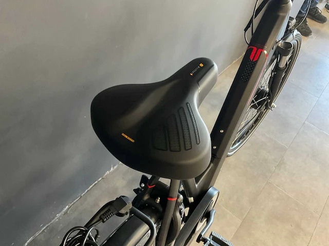 Amslod newton f-lv elektrische damesfiets 58cm - afbeelding 4 van  9