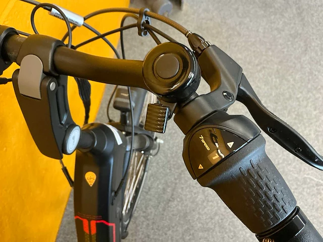 Amslod newton f-lv elektrische damesfiets 59cm - afbeelding 3 van  12