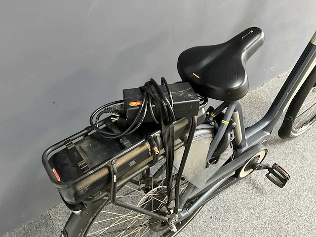 Amslod wellington mrx elektrische damesfiets - 51cm - afbeelding 5 van  10