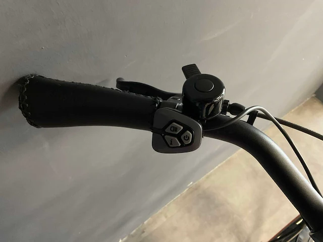 Amslod york mrx elektrische damesfiets 51cm - afbeelding 9 van  10