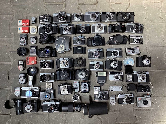 Analoge camera’s & accesoires - afbeelding 1 van  12