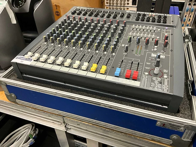 Analoge mengtafel - soundcraft - spirit powerstation 600 - afbeelding 6 van  6