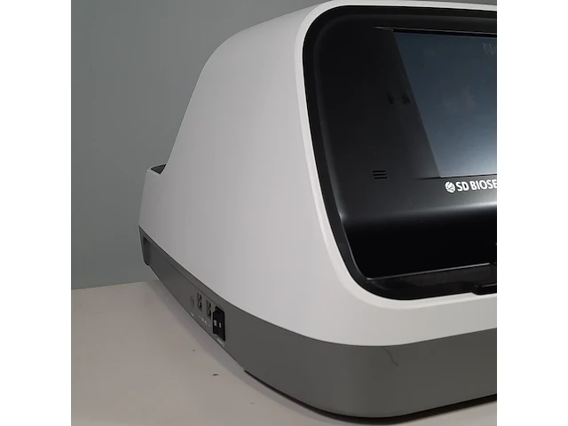 Analyse apparaat, sd biosensor, f2400 standard, 2020 - afbeelding 3 van  8