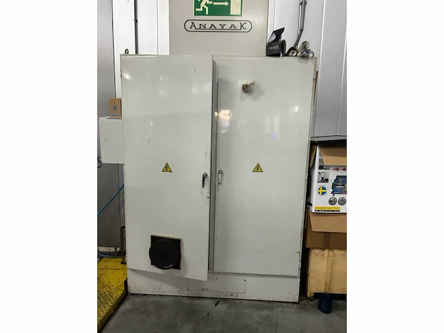 Anayak - fbz-hv-2500 - cnc freesmachine - 1997 - afbeelding 7 van  15