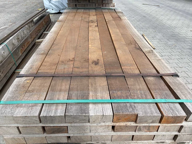 Angelim pedra balken fijnbezaagd 2500x105x55mm (41x) - afbeelding 1 van  3