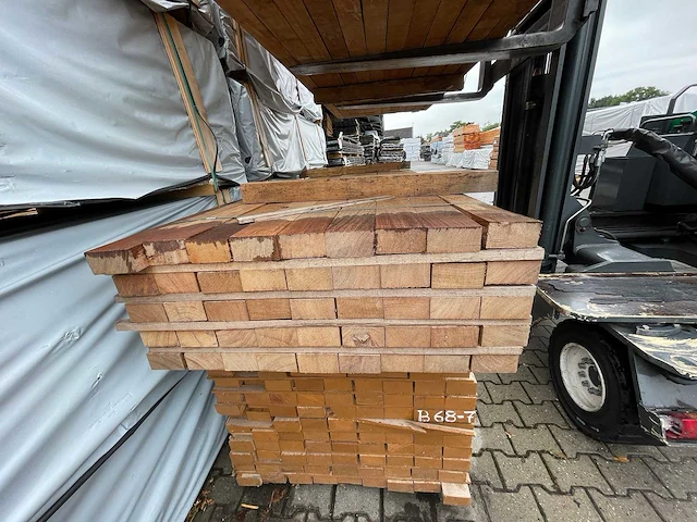 Angelim pedra balken fijnbezaagd 3400-3700x105x55mm (45x) - afbeelding 3 van  3
