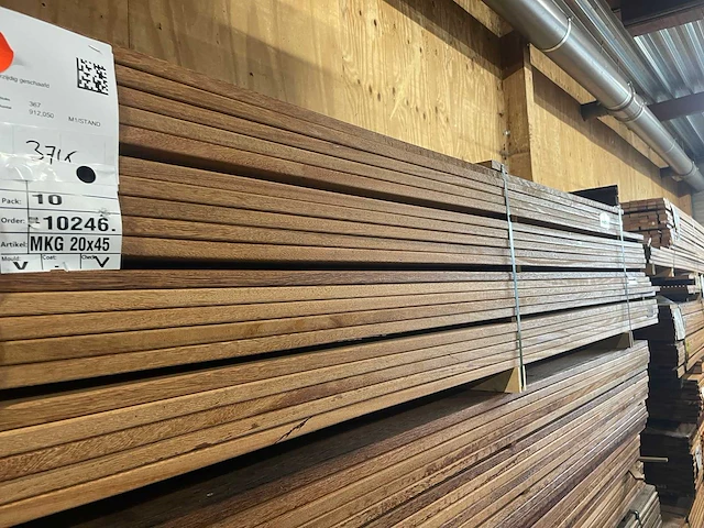 Angelim pedra latten geschaafd 2450-2750x45x20mm (190x) - afbeelding 2 van  3