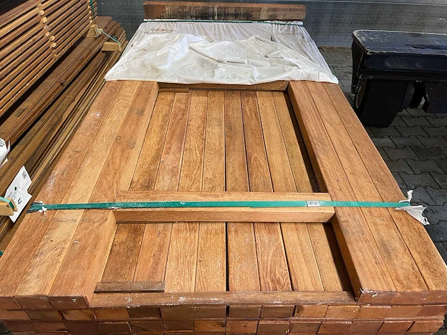 Angelim pedra onderliggers 2000-3000x68x45mm (162x) - afbeelding 1 van  3