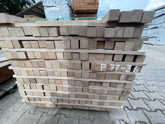 Angelim pedra palen fijnbezaagd 1850-2150x52x52mm (176x) - afbeelding 3 van  3