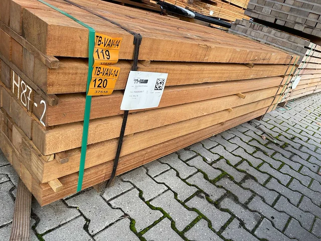 Angelim pedra palen fijnbezaagd 2500x78x78mm (36x) - afbeelding 2 van  3