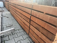 Angelim pedra palen fijnbezaagd 3000x78x78mm (84x) - afbeelding 2 van  3