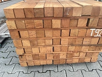 Angelim pedra palen fijnbezaagd 3000x78x78mm (84x) - afbeelding 3 van  3