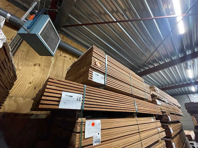Angelim pedra planken geschaafd 1900-2200x145x21mm (115x) - afbeelding 4 van  4