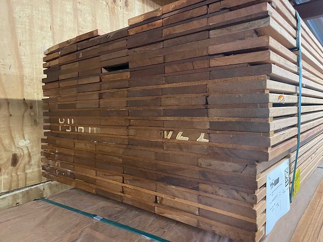Angelim pedra planken geschaafd 1900-2200x145x21mm (115x) - afbeelding 3 van  3