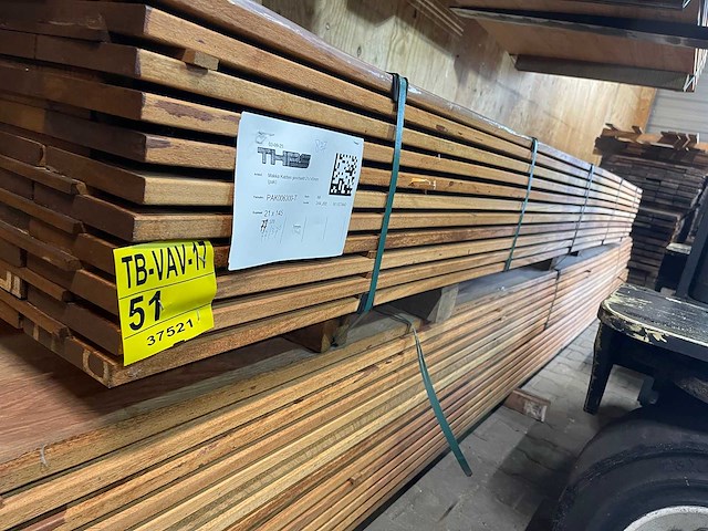 Angelim pedra planken geschaafd 3700x145x21mm (77x) - afbeelding 2 van  3