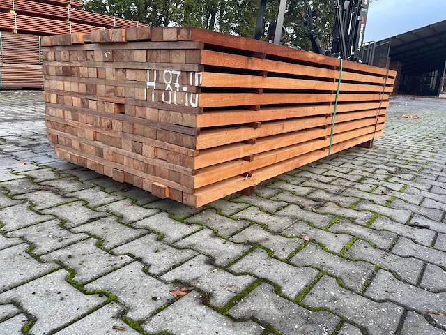 Angelim pedra regels fijnbezaagd 4350-4550x60x40mm (208x) - afbeelding 2 van  4