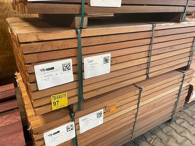 Angelim pedra regels geschaafd 1850x68x45mm (124x) - afbeelding 3 van  3