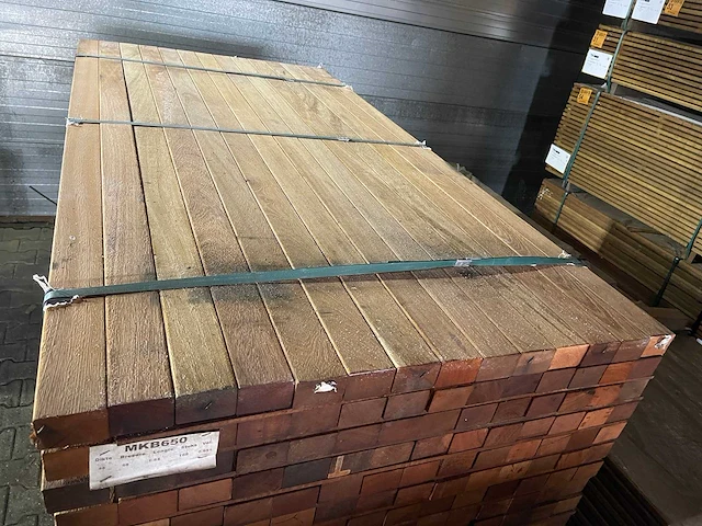 Angelim pedra regels geschaafd 1850x68x45mm (168x) - afbeelding 1 van  3