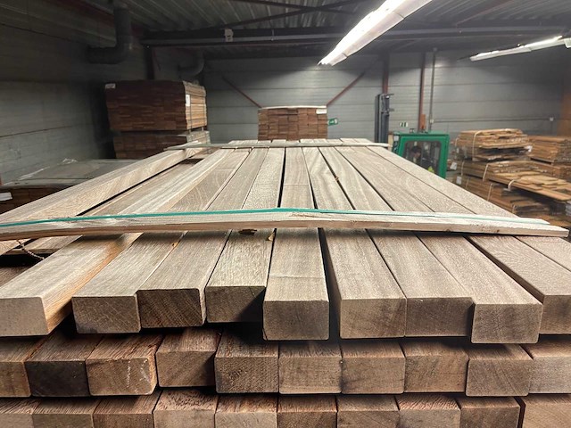 Angelim pedra regels geschaafd 1850x68x45mm (81x) - afbeelding 1 van  3